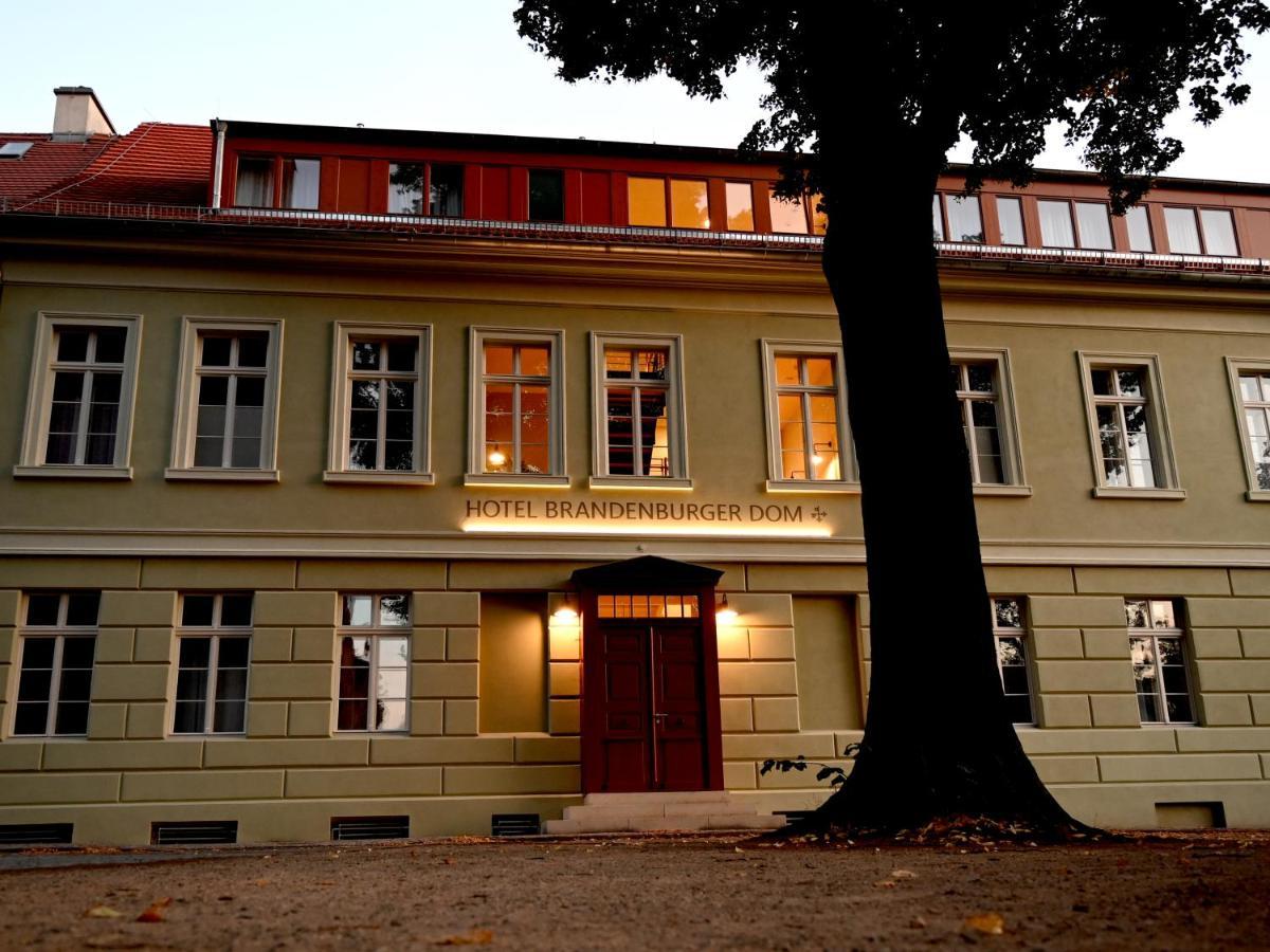 Hotel Brandenburger Dom Brandenburg  Exteriör bild